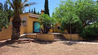 Casa a Alhama de Murcia Ciudad. Finca rústica con dos viviendas en pleno parque natural de sierr