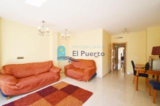 Dúplex a Pescadores. Casa reformada con salida a dos calles a 100 m de la playa  ref