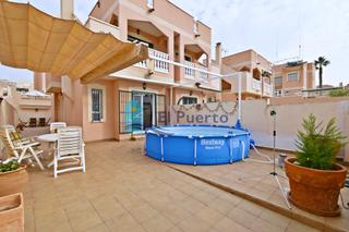 Dúplex  Calle mina esperanza. Dúplex en esquina con gran terraza en el alcolar  ref 941