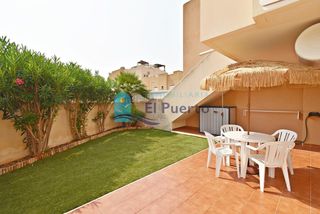 Apartament  Avenida levante. Planta baja con 2 plazas de parking, jardín privado y piscina co