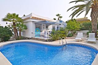 Xalet a Mazarrón Casco Urbano. Chalet con piscina privada y solárium en camposol  ref 1320
