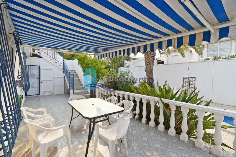 Foto c95e9959-cc62-43d7-9d12-4bdd3b3aa0ff. Xalet amb piscina a Mazarrón casco urbano Mazarrón