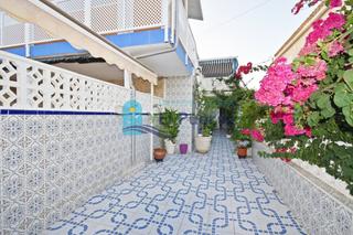 Apartament a Bahia. Vivienda en primera planta con parcela de 140 metros a escasos m