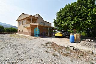 Maison à Sierra de Carrascoy. Casa de campo con parcela de 40.000 metros en alhama de murcia