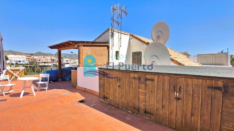Foto 1a69016f-e21b-4a08-b935-ee0391463754. Ático  reformado con gran solárium y vistas al mar ref 1723 en Mazarrón