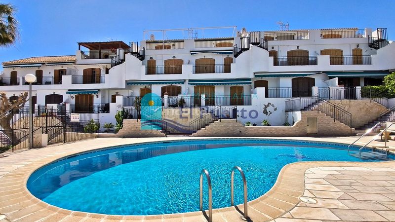 Foto fa49f5df-f581-4336-bc5d-f9320cc1e395. Ático  reformado con gran solárium y vistas al mar ref 1723 en Mazarrón