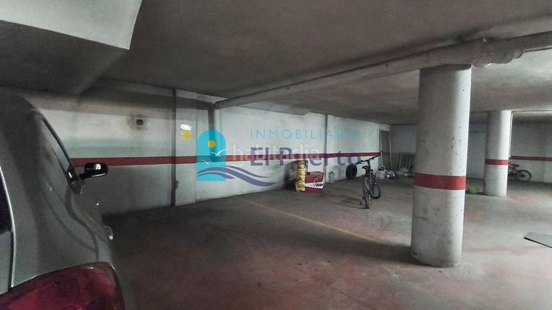 Foto bec373f4-b7f8-4e48-8ebe-08d40eef00c9. Aparcament cotxe a Mazarrón casco urbano Mazarrón