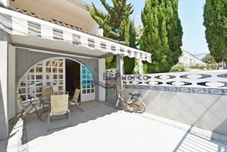 Dúplex a Bahia. Duplex semireformado cerca de la playa en bahía  ref 308