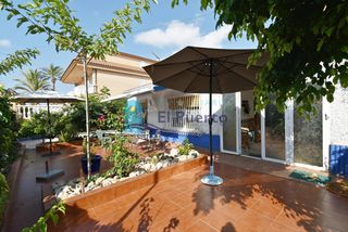 Chalet in Bahia. Chalet independiente a solo 350 metros del mar en playa nares  r