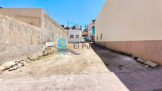 Terreny residencial a Pescadores. Solar urbano entre playa la isla y el puerto, el faro  ref. 2024
