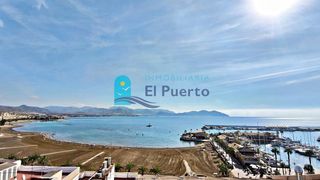Apartament a Pescadores. Apartamento reformado a 50 metros del mar en el paseo del puerto