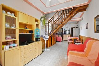 Zweistöckige Wohnung in Bahia. Dúplex de 4 dormitorios muy cerca de la playa  ref 110