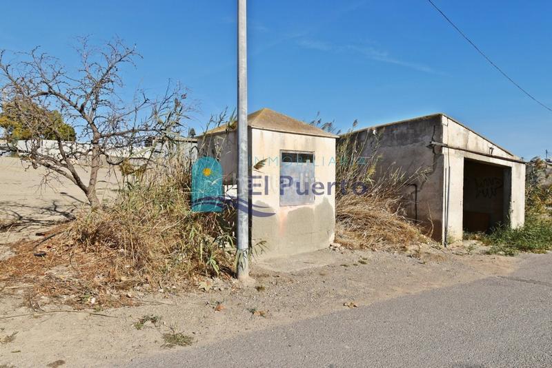 Foto d378a8ad-5bb4-4157-9530-a819e2f7c299. Casa amb aparcament a Totana