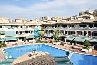 Àtic a Bahia. Ático con solárium en residencial con garaje y piscina. ref 762