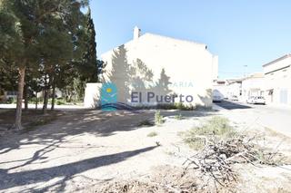 Residential Plot in Playa Sol. Solar de 120 metros a 10 minutos andando del paseo marítimo. ref