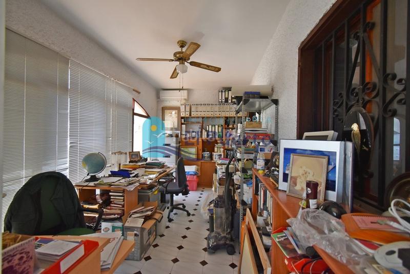 Foto 5b6bc1cd-304b-4ccb-9b66-a22ccf4aa974. Chalet avec chauffage parking piscine dans Mazarrón casco urbano Mazarrón