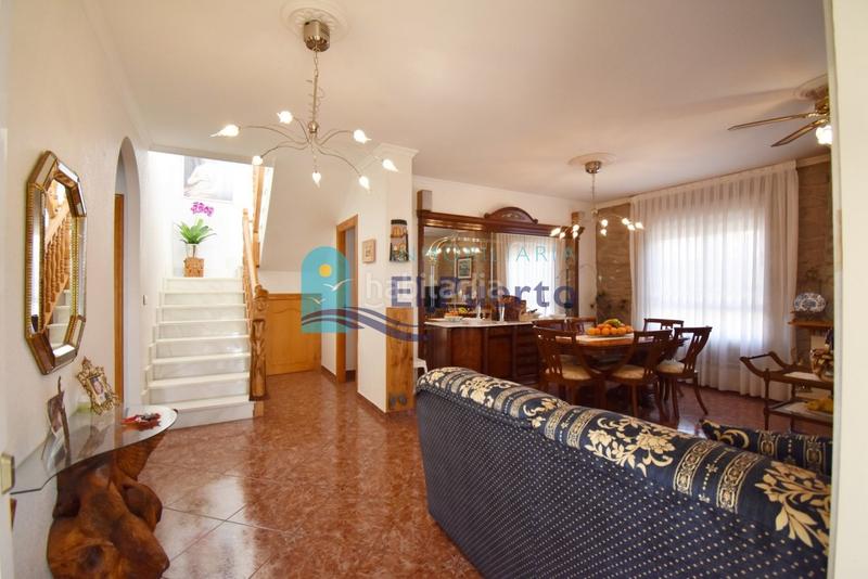 Foto 0f3cb6b9-4afe-4bcc-8246-32c368ff0bdd. Chalet avec parking dans Bolnuevo Mazarrón