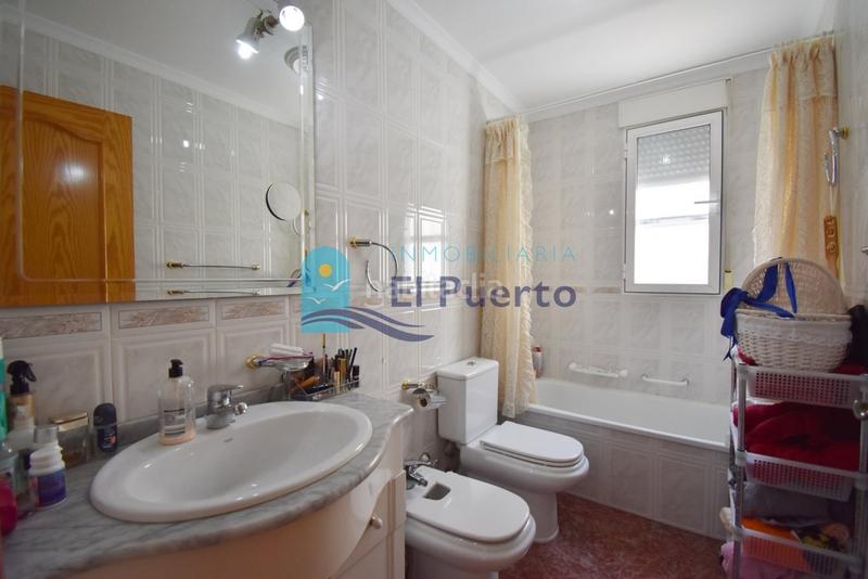 Foto 4fbbc84a-db40-4751-896e-9b2ecb83b663. Chalet avec parking dans Bolnuevo Mazarrón