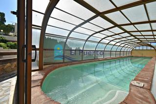 Chalet en Los Puertos. Chalet singular en venta  isla plana  ref 2014