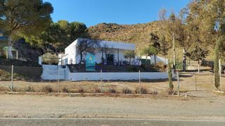 Casa a La Pinilla - Las Palas. Fantástica casa de campo con gran terreno alrededor  ref 1700