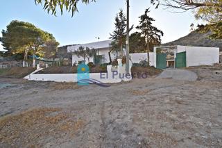 Casa a La Pinilla - Las Palas. Fantástica casa de campo con gran terreno alrededor  ref 1700