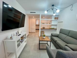 Apartament a Carrer de sa tórtora 63. Apartamento con licencia turística en cadaqués