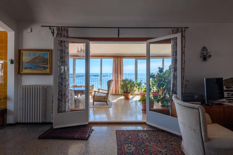 Foto 63fd67c2-6e36-4322-ac19-afba65f024f9. Casa  con vistas privilegiadas y garaje en Cadaqués
