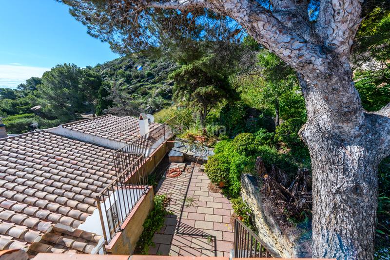 Foto 8d5290ee-3e47-4cdb-8f1f-06ebc1a63684. Casa  con vistas privilegiadas y garaje en Cadaqués