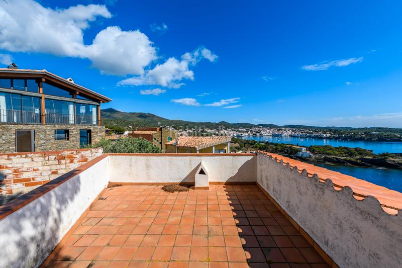 Foto 9b6f44af-c35c-443a-b7cb-64875553789c. Casa  con vistas privilegiadas y garaje en Cadaqués