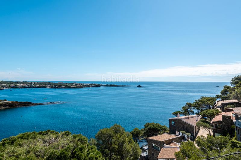 Foto c400c57c-7c7e-4a62-85fb-0a4e70b52388. Casa  con vistas privilegiadas y garaje en Cadaqués