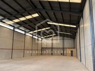 Nau industrial a Carrer filà asturians 7. Nave industrial en venta en alcoy