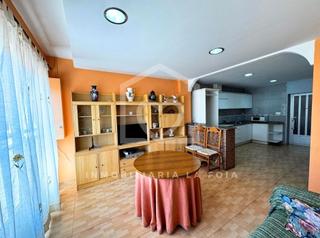 Casa adossada a Ibi. ¡dos viviendas en una! casa lista para entrar en ciudad deportiv