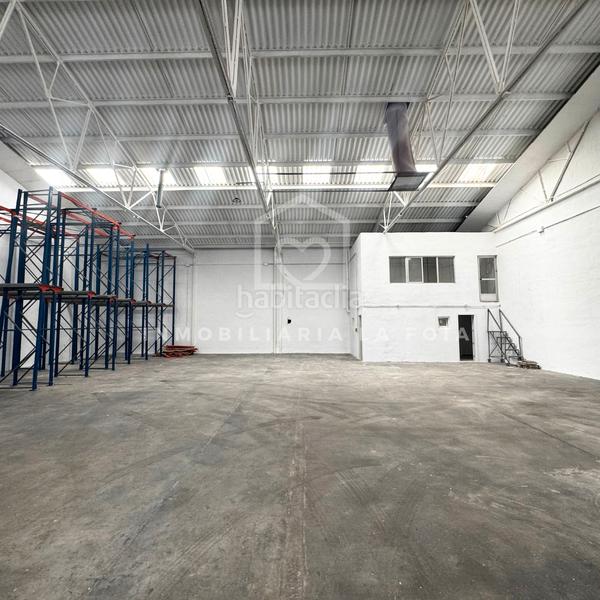 Foto 2848394e-b34a-4a48-b793-54785baef730. Rent industrial building in Ibi