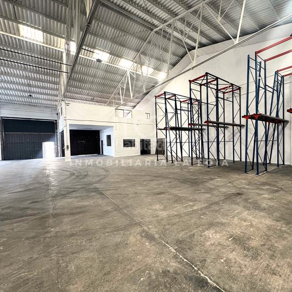Foto dd7e912a-8e93-4774-ab55-2bf51c11e1b3. Rent industrial building in Ibi