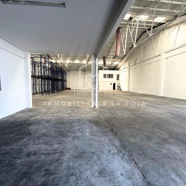 Foto eaddecb4-4af9-4b51-accd-bb72825541e9. Rent industrial building in Ibi