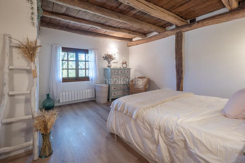 Foto f38c9caa-30bd-4b71-95ec-a97f735ef49b. Masía en Oiartzun