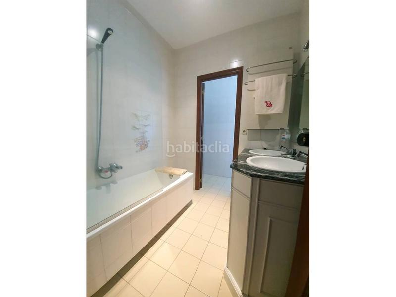 Foto 82f5f01e-b125-48f7-946f-ac618577ce70. Rent semi detached house with heating parking in Adina - Portonovo Sanxenxo