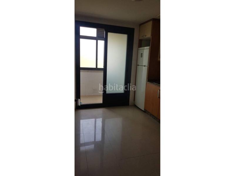 Foto fe9086af-f97a-4e71-b5d7-ffbe6ab86d50. Appartamento con riscaldamento parcheggio in Poio