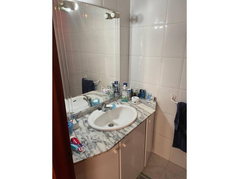 Foto 14572ee4-9e49-402d-8c28-6c1500c2c202. Ático se vende pequeño atico en el calvario en Casablanca - Calvario Vigo