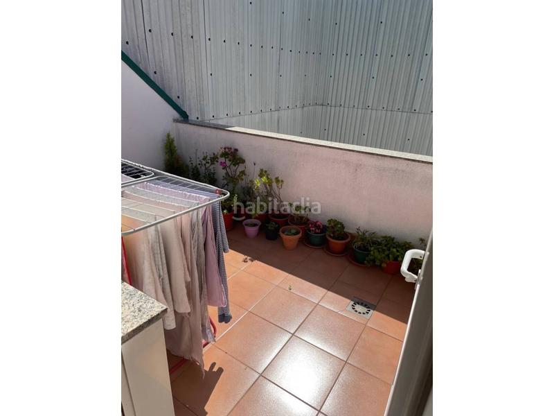 Foto 90f13f65-7ecc-4ae2-b0f8-95763ed23ec6. Ático se vende pequeño atico en el calvario en Casablanca - Calvario Vigo