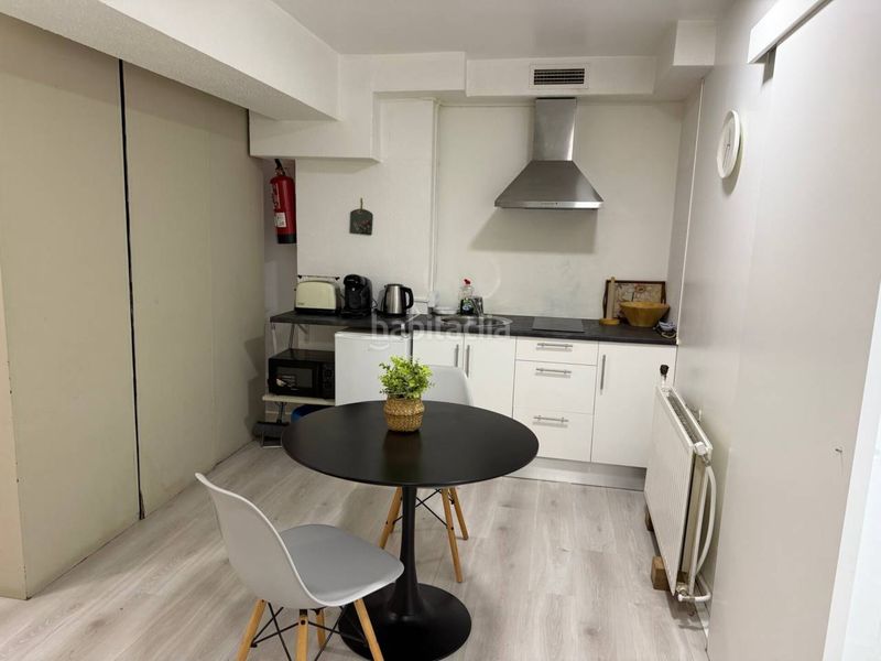 Foto 7e763628-ed89-438c-8a7f-a3aac1036dbc. Estudi amb calefacció a Casco Vello Vigo