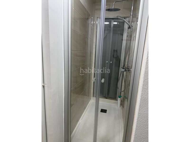 Foto bd471468-4061-45db-b860-e0f3cec83839. Estudi amb calefacció a Casco Vello Vigo