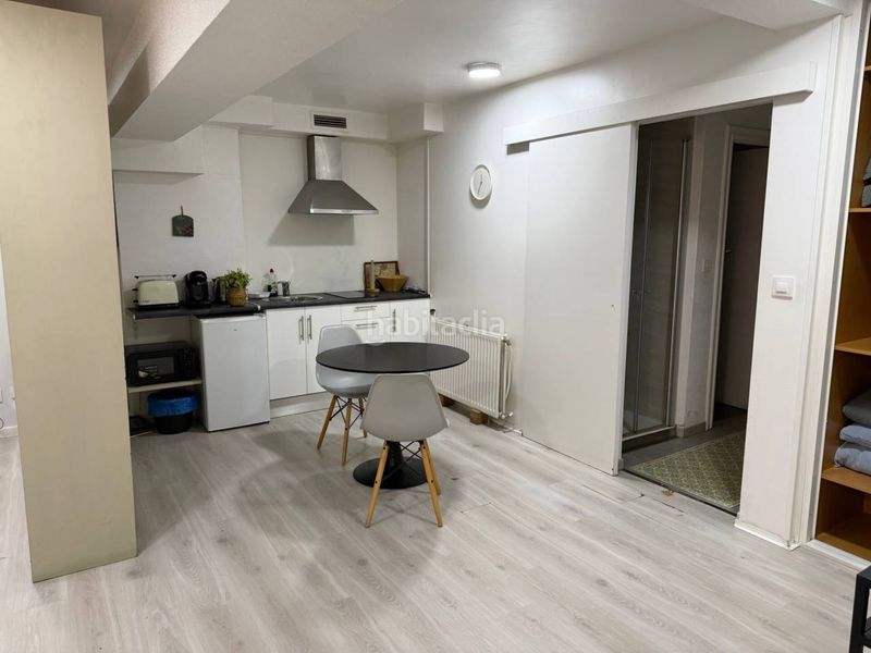 Foto dc852f44-3b18-47c1-8f02-d393b78b07b9. Estudi amb calefacció a Casco Vello Vigo