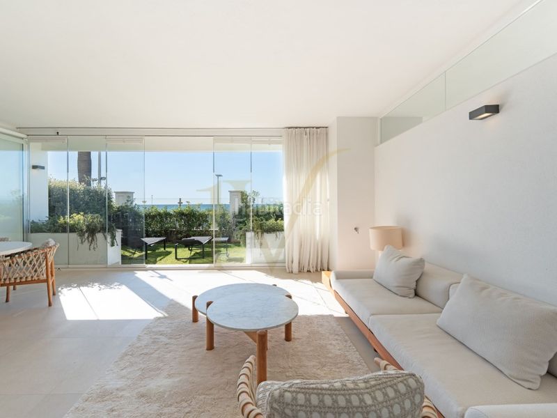 Foto 05798dd5-c4fe-4cb3-a0e1-2c9717e6ee90. Apartament amb piscina a Seghers Estepona