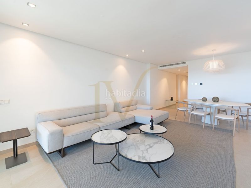 Foto 08b33d82-d90f-4ae5-bc99-b84910a71a5e. Apartament amb piscina a Seghers Estepona