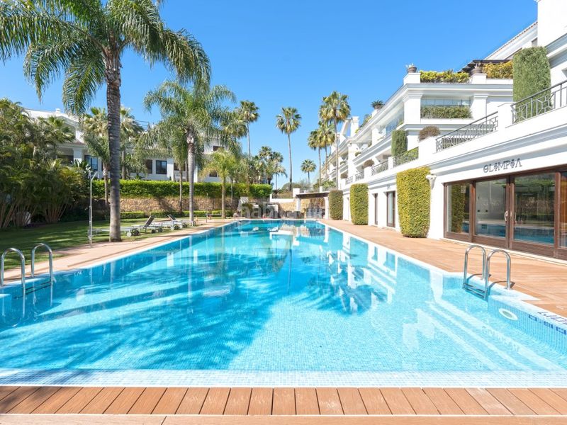 Foto a24e2fd4-8c11-4615-a843-5b185d51562e. Apartament amb piscina a Seghers Estepona