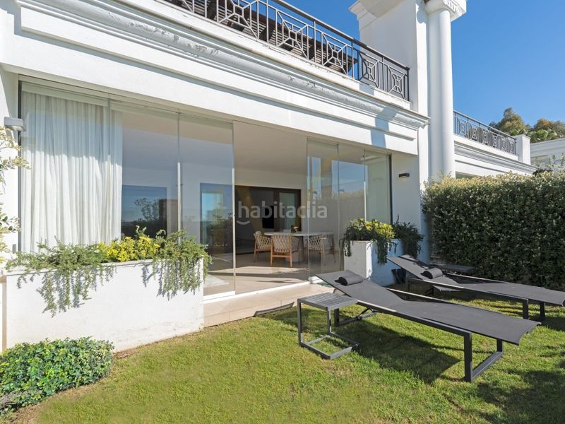 Foto d5b5bbae-4fb9-42ad-a7d2-456e6444fba7. Apartament amb piscina a Seghers Estepona