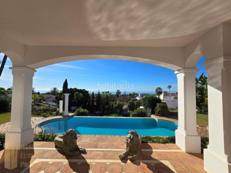 Foto e6aaa448-d602-4008-8e59-1d27e22f3f83. Casa elegante villa de lujo ubicación privilegiada y diseño atemporal en Marbella