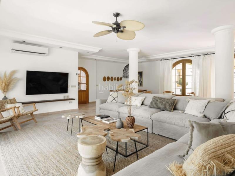 Foto 6f0bea55-95f2-4fde-b9da-b4acad44ffe9. Casa amb aparcament piscina a Cancelada Estepona