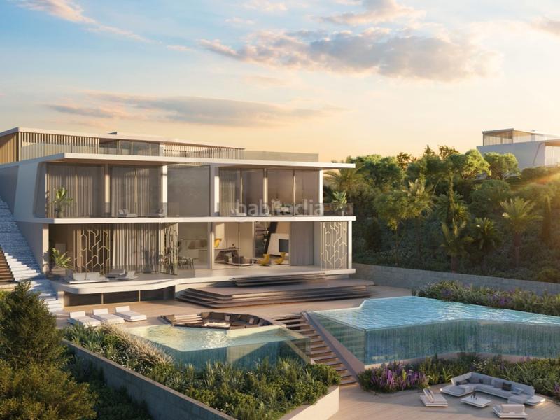 Foto 39ae4904-7b7c-4ece-a475-708c89750f18. Casa amb aparcament piscina a Benatalaya Estepona